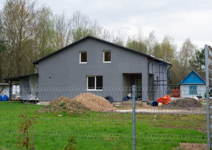 építkezés